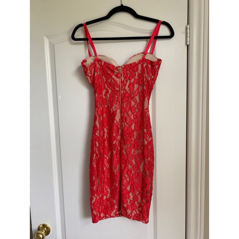 Red lace mini dress - Picture 2 of 3